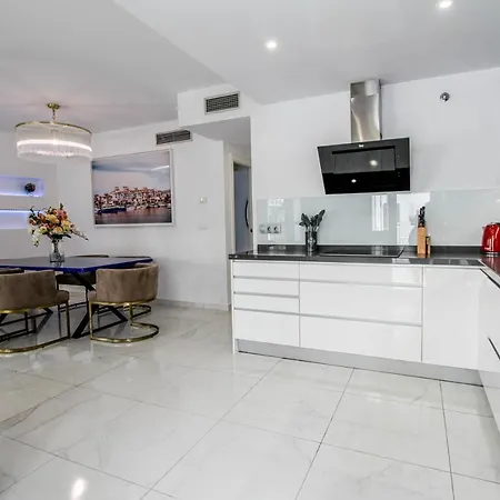 Naranjos De Apartment