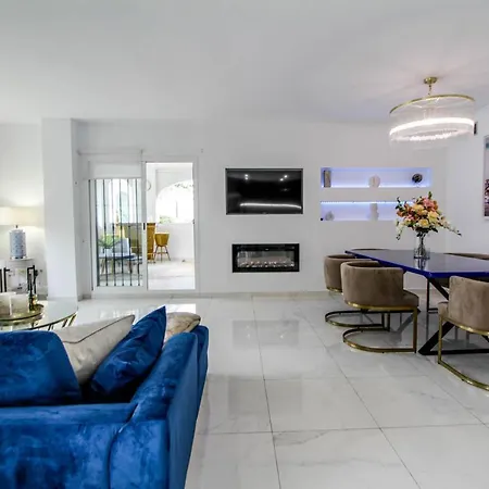 Apartment Naranjos De