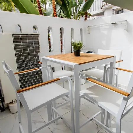 Apartment Naranjos De